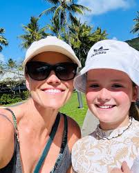 Eloise Wellings (@elzywellings) • Instagram photos and videos