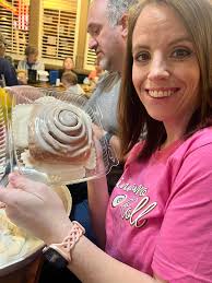 La Mie cinnamon roll- Yum! Light flaky pastry!