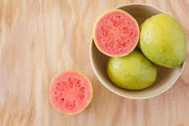 Namun jangan hanya menikmati jusnya saja karena seluruh bagian jambu biji bisa menjadi makanan manis. Jangan Dibuang Biji Jambu Biji Punya 5 Khasiat Sehat