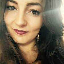 Natasha Bee's Instagram, Twitter & Facebook