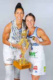 Voir plus d'idées sur le thème céline dumerc, celine, basket féminin. Celine Dumerc Facebook