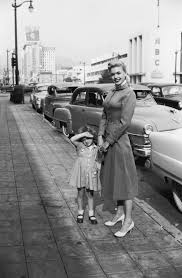 She was also a singer and nightclub entertainer as well as one of the early playboy playmates. Jayne Mansfield S Life In Photos