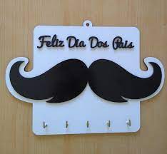 Com um material simples e que todo mundo tem em cassa é possível fazer lembrancinhas inesquecíveis. Porta Chaves Lembrancinha Dia Dos Pais Mdf Branco 17x25 D Rossi