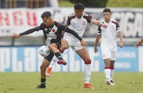 Exceto no ano de 2019, em 2018, o flamengo soltou o grito de campeão, em 2020, foi a vez do fluminense, e em 2021 será. Cjfyks3oyviwm