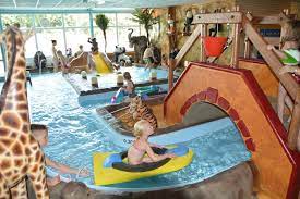 subtropisch zwembad zwemparadijs overzicht van 40 leuke grote zwembaden nederland en waterparken met kinderen per provincie mamaliefde nl zwembaden binnen speeltuin waterparken