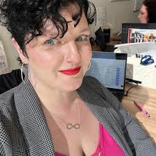 Who can replace garage siding in West Allis?