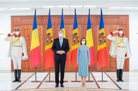 The romanian president klaus iohannis on a bike, going to work. Maia Sandu S First Presidential Meeting Klaus Iohannis Paid A Visit To Chisinau Moldova Org