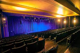 03 feb donnerstag 20:00 uhr comödie dresden. Boulevardtheater Dresden Dresden Tickets Bei Eventim