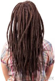 Many people assume that dreadlocks and braids are the same type of hairstyle. What Is The Difference Between Dreads And Braids