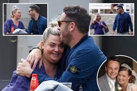 Her poetry and stories have been published in several journals, such as amaryllis, london grip, the high window, epoch, panoplyzine, riggwelter, wanderlust and the fenland reed. Ant Mcpartlin S Ex Lisa Armstrong Finds Love Again Four Months After Divorce