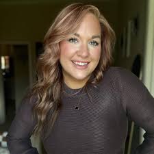 I swear my husband is the Marketplace KING! I've been wanting a room of  giant mirrors (for my workout 💪 area in the basement) for about 5 years  and my husband finally