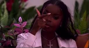 1 of the biggest fumbles in degrassi TNG history “especially with her  natural glow up & what could have been with Connor” “If ya don't know who  she is or remember her