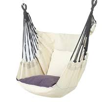 Contrairement aux hamacs classiques ou aux hamacs avec chaise qui peuvent être vendus sans kit de fixation, les hamacs avec support sont toujours livrés avec des pièces qui facilitent leur montage. Hamac Balcon Support Hamac Chaise Pivotante En Toile Avec 2 Coussins Siege Suspendue Hamac Pour Le Jardin Blanc 130x100cm Cdiscount Jardin