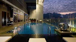 Crowne Plaza Hong Kong Causeway Bay In Hong Kong Hotel Swimming Pool Swimming Pools Spa Pool