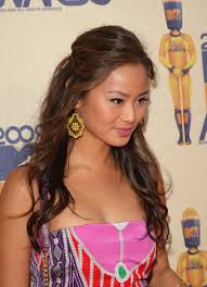 I've seen both with my own eyes! Jamie Chung S Half Up Half Down Do Asian Prom Hairstyle Ideas Stylebistro