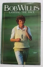 1976/77 kışında i̇ngiltere, aralık'tan şubat'a kadar beş test serisi ile hindistan'ı gezdi ve bu, willis için bir. Lasting The Pace Amazon Co Uk Bob Willis Alan Lee 9780002181365 Books