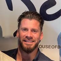 30+ perfiles de «Greatorex.»