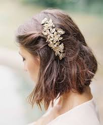 Maybe you would like to learn more about one of these? 40 Idees De Coiffure Mariage Pour Cheveux Coupes Au Carre