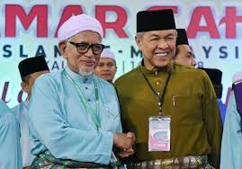 May 11, 2021 · malaysia's largest political party marks its 75th anniversary on tuesday (may 11) as the country prepares to go into yet another nationwide lockdown. Malaysia Umno Leader Seeks Better Relations With Pas To Regain Power Benarnews
