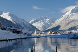 Mountain resort in the heart of italian alps livigno, la località da cartolina che ha incantato molti, la palestra naturale che richiama i miglio. Livigno Ski Holiday Reviews Skiing
