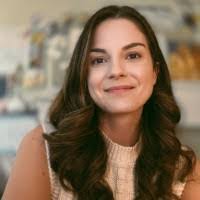 Lacy Henry's Instagram, Twitter & Facebook