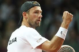 Marcelo melo of brazil and ivan dodig of croatia look to the screen after lukasz kubot of poland and robert lindstedt of sweden challenged a point in. Zyciorysy Polskich Tenisistow Lukasz Kubot Arka Jordan Nauka Tenisa Porady Sprzet Trening Psychologia Sklep