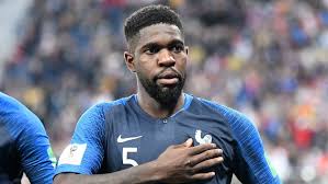 شاهد صامويل امتيتي يرقص على إيقاع أغنيته الخاصة ههههه. Fifa World Cup 2018 Roger Milla Tried To Persuade Umtiti To Play For Cameroon Marca In English