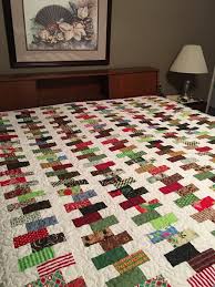 Bits And Pieces Quilt Shop Hannibal Mo Zipper Quilt Uses 2 5 X 5 Rectangles And 2 5 White Squares Tutorial On Missouri Star Log Cabin Quilts Quilts Quilt Sewing