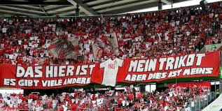 Nur einmal sind die ingolstädter aus dem nichts zu einem lattenschuss gekommen. Der 1 Fc Koln Zwischen Karnevalsverein Und Krisenherd Wollen Sie Sich Mit Mir Auf Fussball Konzentrieren