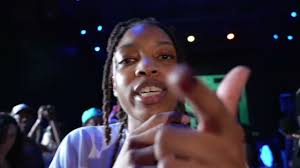 Ladies First Project — Sneakvibing