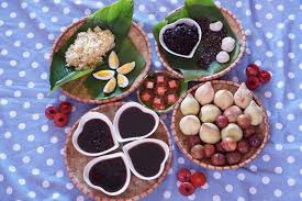 Vào ngày này, mọi người thường làm một số loại bánh hay món chè để cầu may mắn, mong một năm mùa màng bội thu. Nhá»¯ng Ä'iá»u Cáº§n LÆ°u Y Khi Cung Táº¿t Ä'oan Ngá»