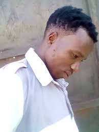 Niko hapa na mpoa wako ananiambia vile alishtukia tuh umeanza kumuita  beb😂😂