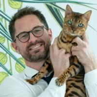 Cyril Berg's Instagram, Twitter & Facebook