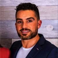 Kenny Romano's Instagram, Twitter & Facebook