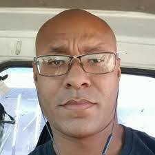 Edward Gadson's Instagram, Twitter & Facebook