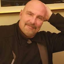 Good Morning, after much deliberation I have decided to move