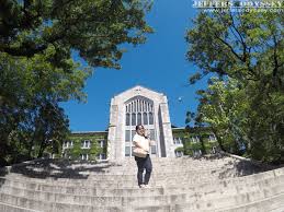 梨花女子大學校) is a private women's university in central seoul, south korea. Seoul South Korea Walking Around Ewha Womans University Shopping Street Jeffer S Odyssey