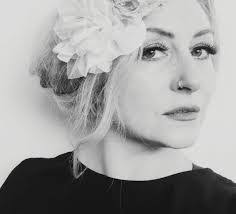 Nicole Farrow's Instagram, Twitter & Facebook