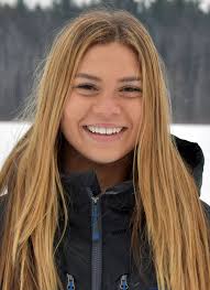 Elise Bouchard's Instagram, Twitter & Facebook