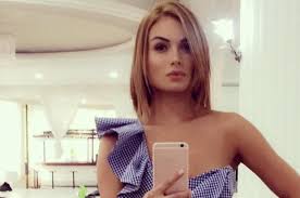 Sara uribe (@sara_uribe) es un presentadora colombiano y un influencer digital que tiene una cuenta activa en instagram. Fotos Sara Uribe Antes Y Despues De Quitarse Implantes De Seno