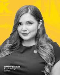 Edna Estrada's Instagram, Twitter & Facebook