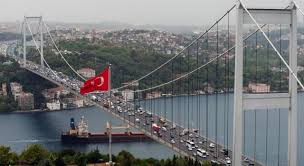 Fsm köprüsü'nde mevcut eski asfalt kaldırılıp, çelik tabliye yüzeyi kumlanarak tabliye izolasyonu yapılacak ve yeni asfalt tabakalarının serilmesiyle köprü tabliyesinin her iki ucundaki mevcut. Swv71yys9imzhm