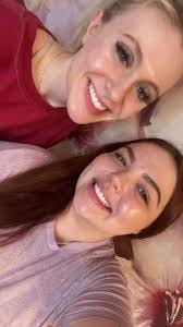 Shelby Dunn's Instagram, Twitter & Facebook