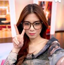 More domestic CaitVi Artist: @sinimonrolls