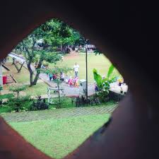 Di wilayah ini banyak tumbuh perumahan warga kelas menengah keatas bahkan perumahan expatriat dan sekolah bertaraf internasional seperti jakarta international school, binus univeristy, sekolah al. Sekolah Alam Indonesia Cipedak Ibonara