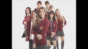 Das böse trägt heute schwarz daniel hat ein geheimnisvolles buch im haus anubis gefunden, das von der unglücklichen. House Of Anubis Vs Das Haus Anubis Vs Het Huis Anubis Youtube