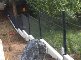 Unser System Lasst Sich Mit So Vielen Materialien Kombinieren Z B Mit Stabmatten Zaun Aluminium Zaun Doppelstabmattenzaun