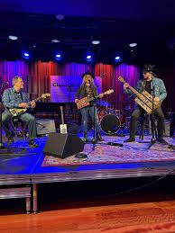 Meg Williams & Travis Bowlin