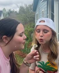 They ate #schoolproject #adollshouse #junior #english3 #janetjackson  #someonetocallmylover #love #cute #filmmaker #filmtok @abby @ali 💋💞🥰