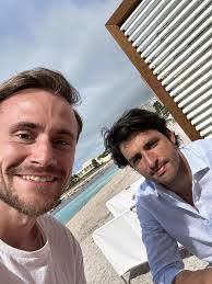 Chip Dixon's Instagram, Twitter & Facebook